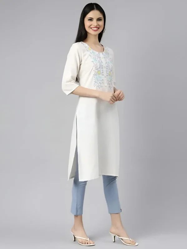 WOMEN WHITE EMBROIDERED KURTI