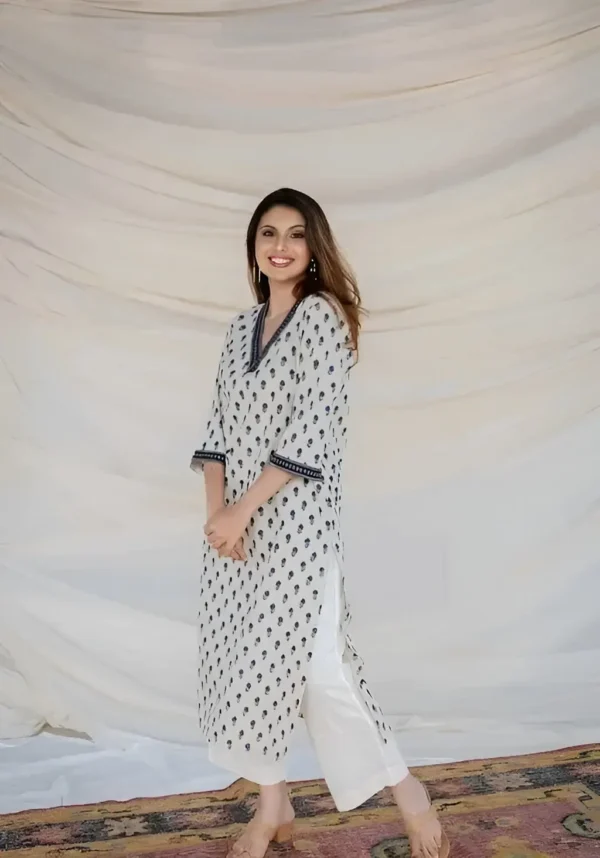 PRINTED COTTON WHITE KURTI