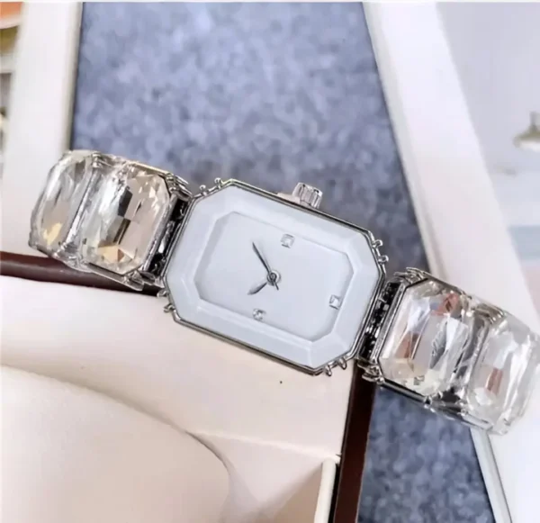 ELEGANT CRYSTAL WOMEN WATCH