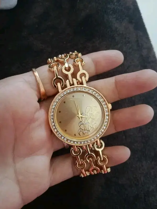 DESIGNER WATCH FOR WOMEN 