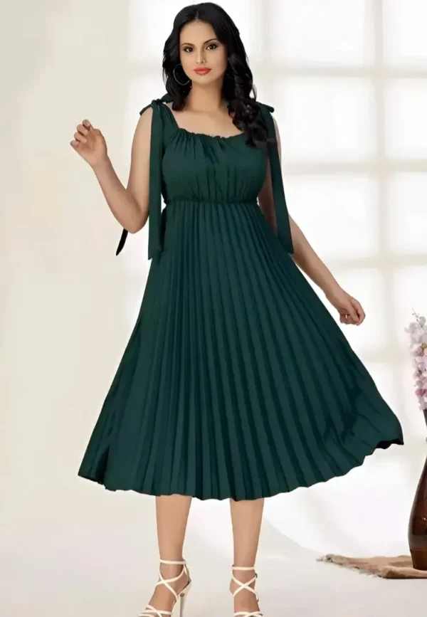 ELEGANT PLEATED MIDI DRESS WITH ADJUSTABLE TIE STRAPS