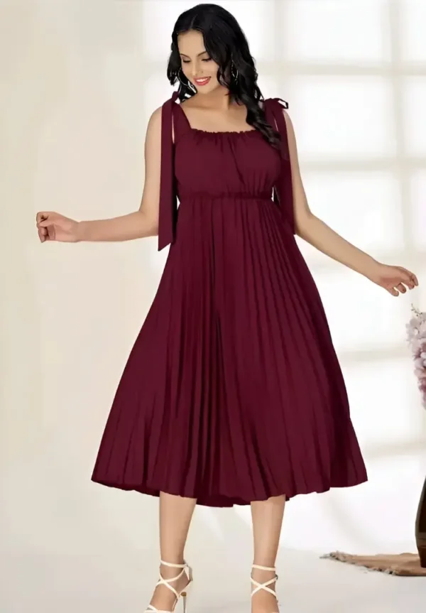 ELEGANT PLEATED MIDI DRESS WITH ADJUSTABLE TIE STRAPS