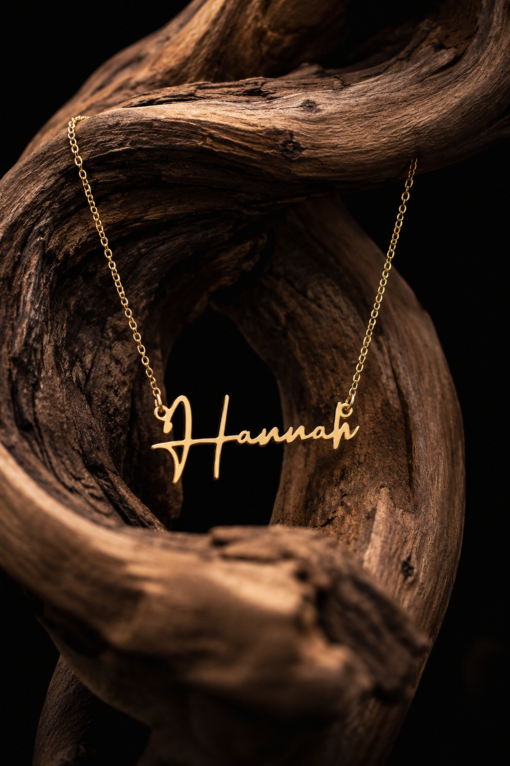Personalized Gold Name Necklace – Customized Cursive Style Pendant for Women