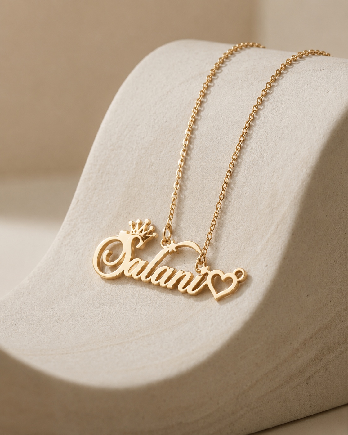 CUSTOM CROWN & HEART NAME NECKLACE – PERSONALIZED GOLD PENDANT